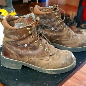 Ariat Probaby Lace up boots